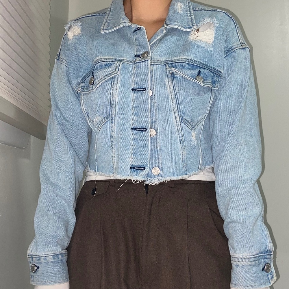 Pacsun Women's Light Washed Cropped Denim Jacket Size XS/S